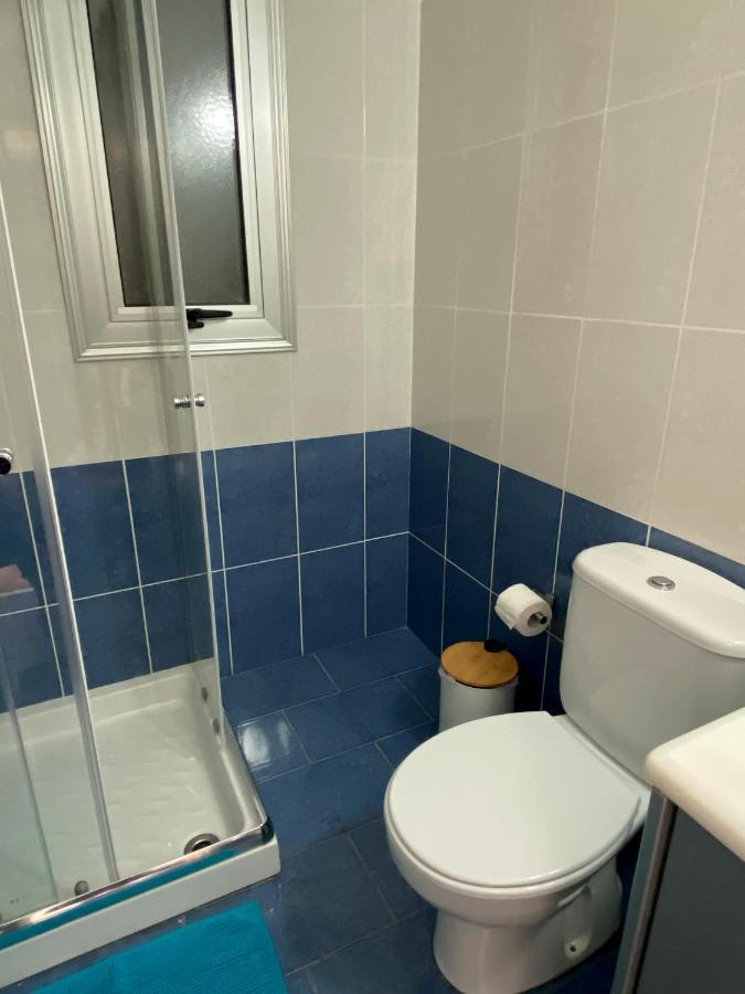 Lovely Studio Apartment In Pafos Bagian luar foto