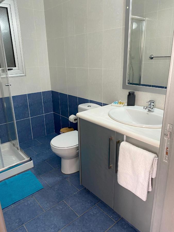 Lovely Studio Apartment In Pafos Bagian luar foto