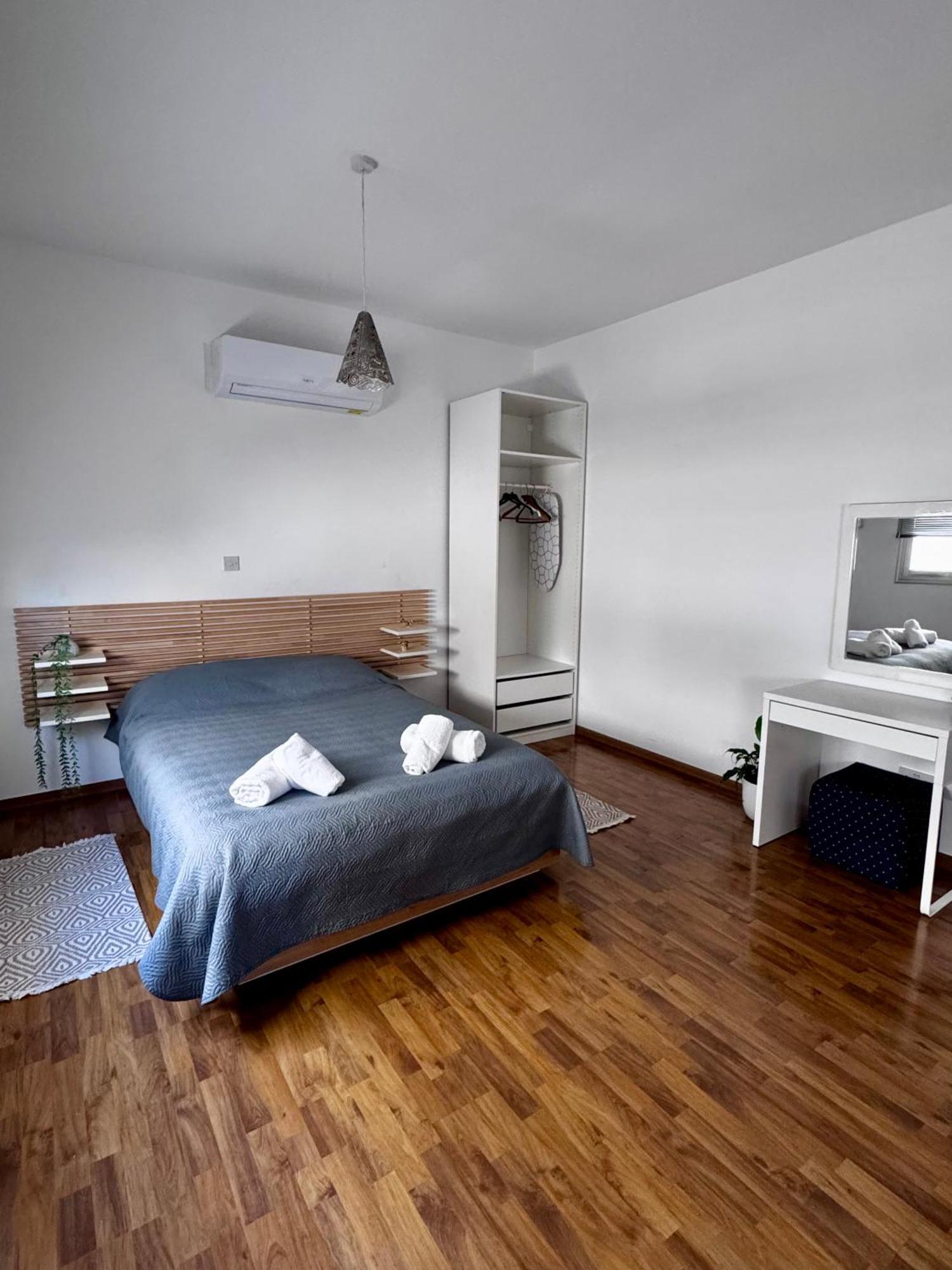 Lovely Studio Apartment In Pafos Bagian luar foto